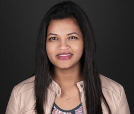 nikitatiwari_headshot.jpg