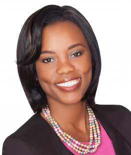 Edwige Robinson _headshot_top half_2020_0.jpg