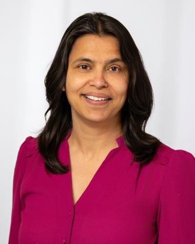 headshot1-b-copy-2.jpg