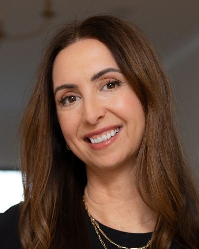 kate-doerksen-headshot-2026-square.jpg