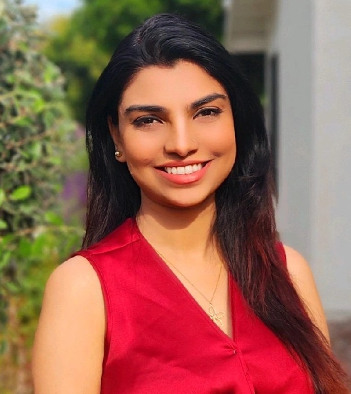 Aqsa Taylor